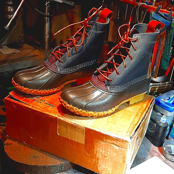 LL BEAN 8" women size 11 special edition color block boots leather & rubber - Picture 1 of 3
